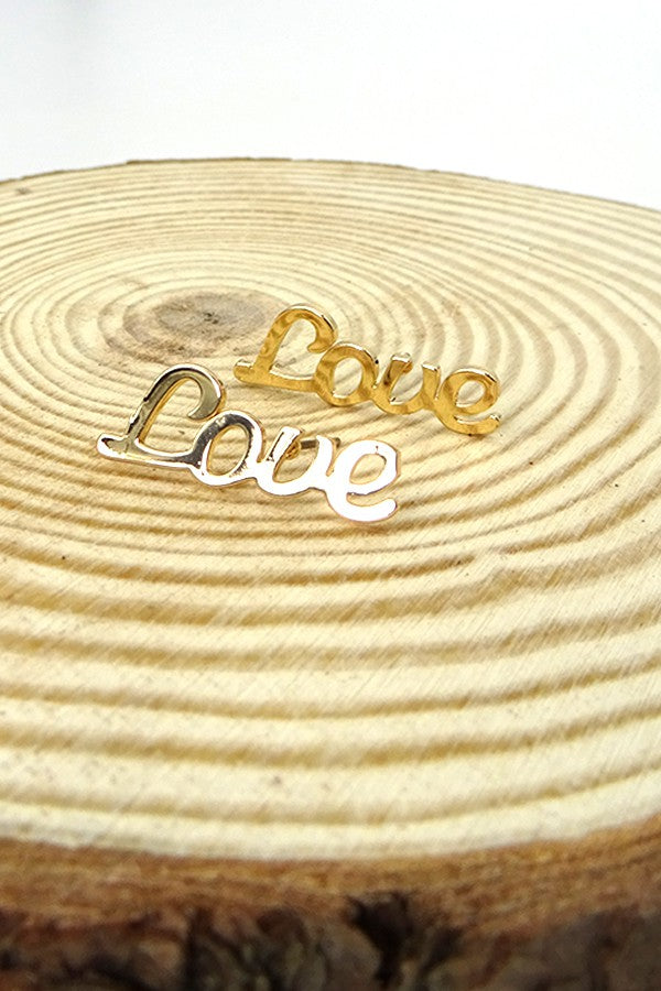 LOVE stud earring | 31E11003