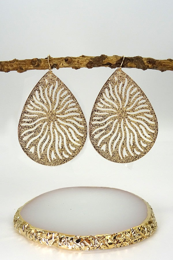 Bohemian Filigree Big Tear drop Dangle Earrings | 31E01043