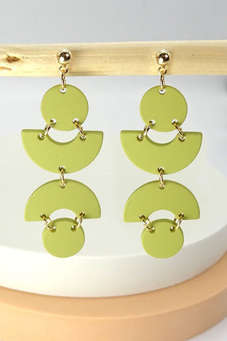 ACRYLIC GEO HALF MOON LINEAR DROP EARRING | 40E138