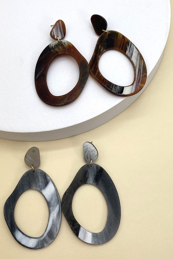 TWO TONE IRREGULAR SHAPE DROP EARRING | 40E187