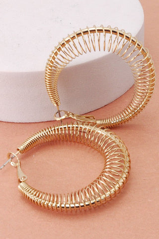 SPIRAL COIL WIRE HOOP EARRINGS | 31E21813