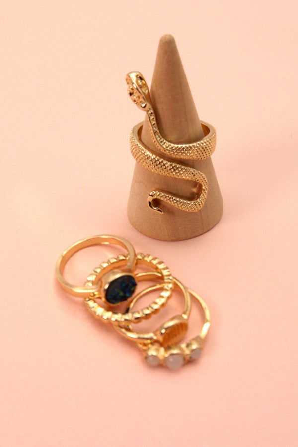 Gold mixed variety rings featuring snake | 14R013
