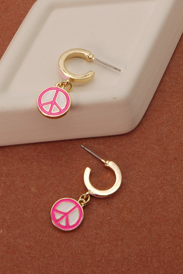 EPOXY CHARM MINI HOOP HUGGIE EARRINGS | 71E21860