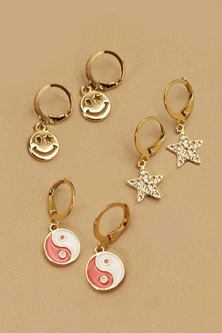 SMILEY STAR YINGYANG TRIO MINI HOOP EARRINGS | 71E21557