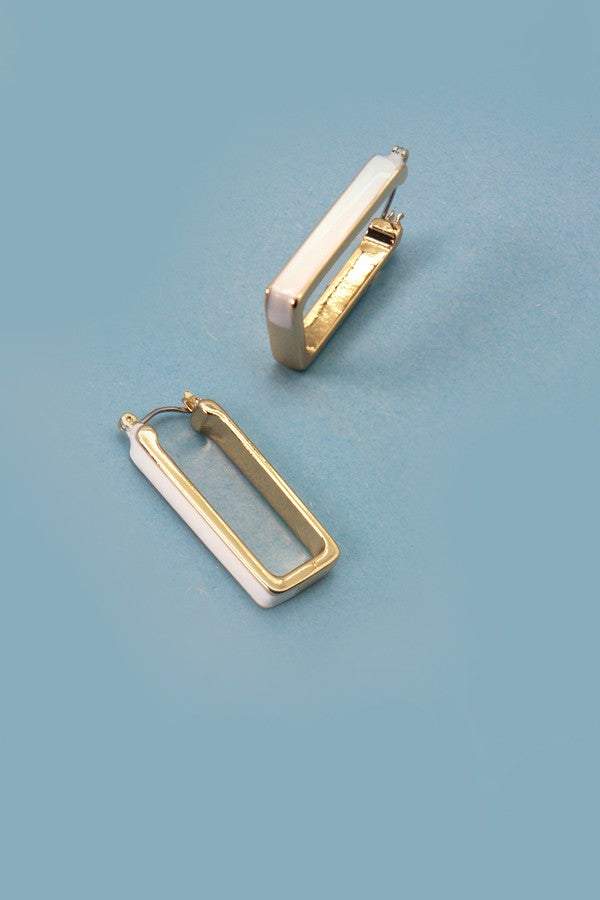 RECTANGLE HUGGIE HOOP EARRINGS | 60E2078025