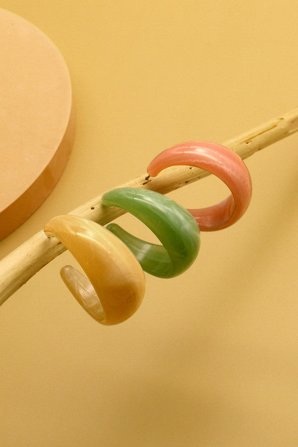 MARBLE HOOP EARRINGS | 51E2062518