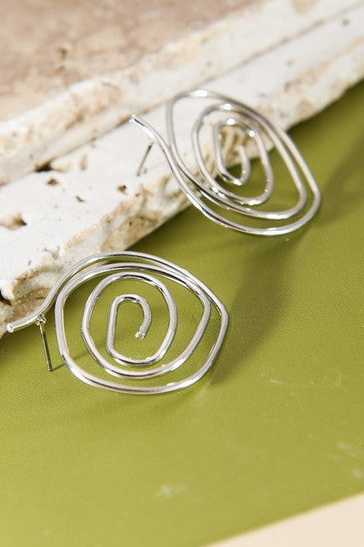 BIG SWIRL STATEMENT POST EARRINGS | 52E2070949