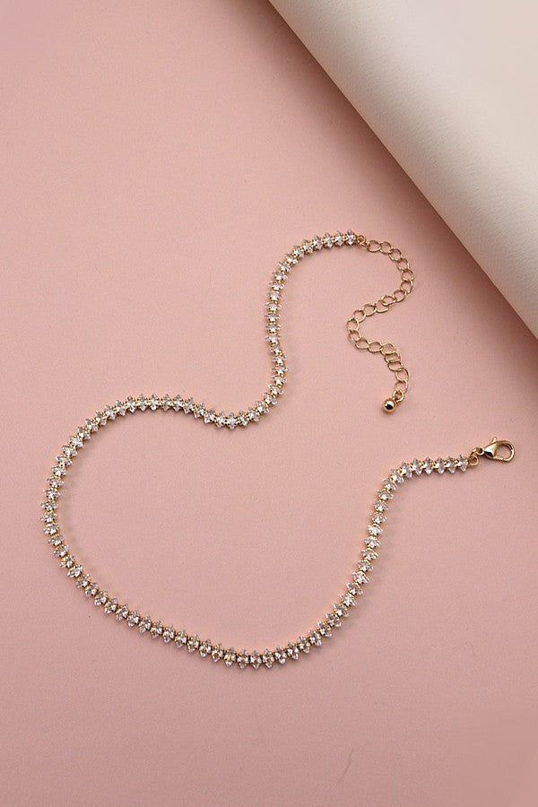 NAVETTE RHINESTONE NECKLACE | 31N22400