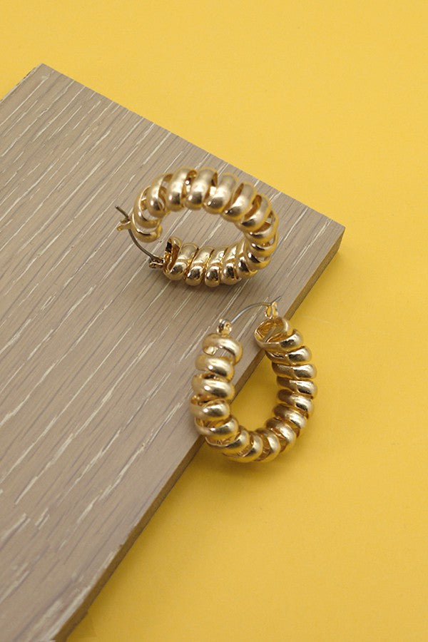 CLASSIC MATTE COIL HOOP EARRINGS | 80E068