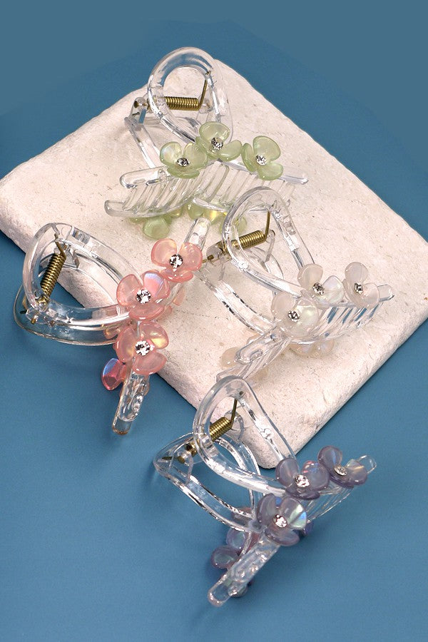 DAISY PETAL ON CROSS OVER HAIR CLAW CLIPS | 40H656
