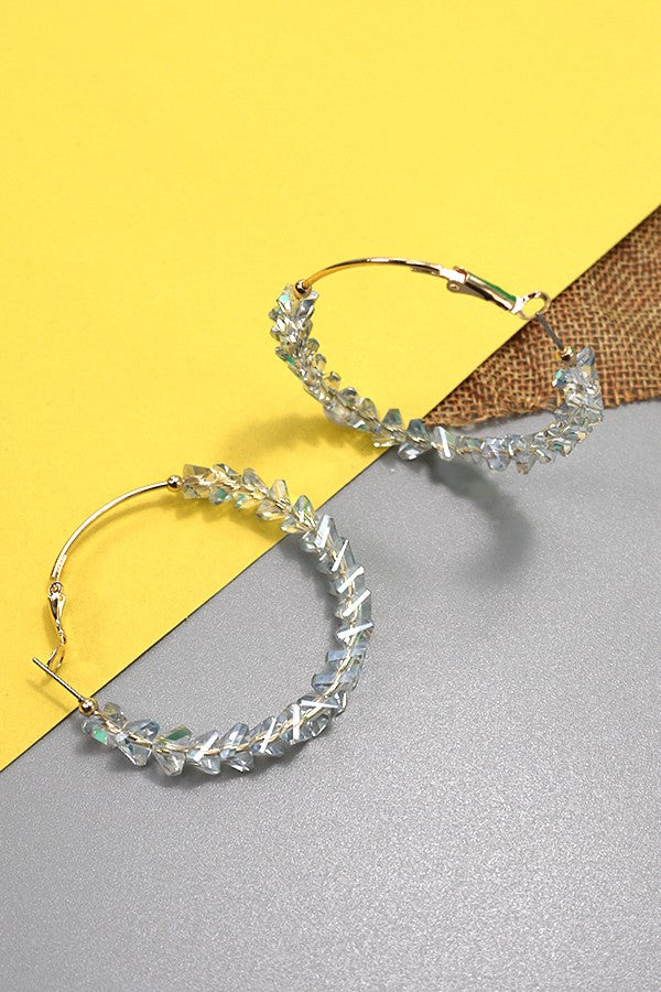 TRIANGULAR GLASS BEAD HOOP EARRINGS | 10E3010905