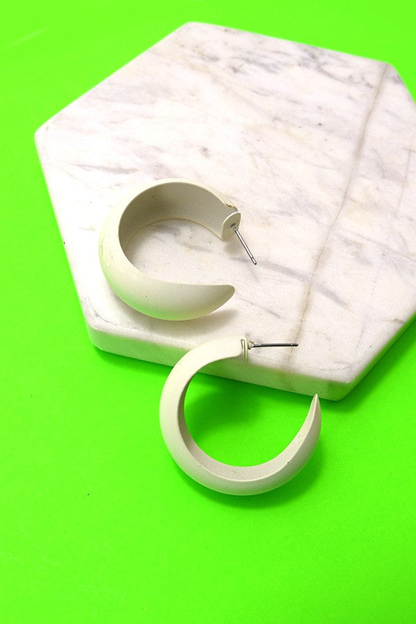 COLOR MATTE HOOP EARRINGS | 10E3022334