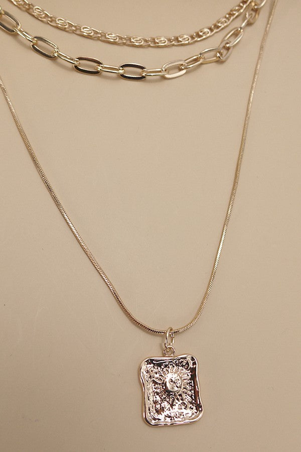 SQUARE PENDANT MULTI CHAIN NECKLACE | 25N701