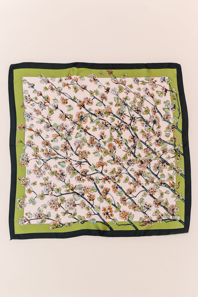 FLOWER SILKY FEEL BANDANA SCARF | 21SC396
