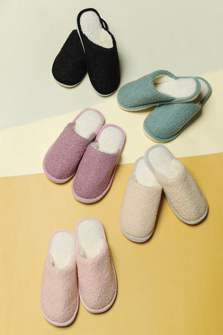 SOFT FUZZY SHERPA FLEECE SLIPPER | 90FWS23045