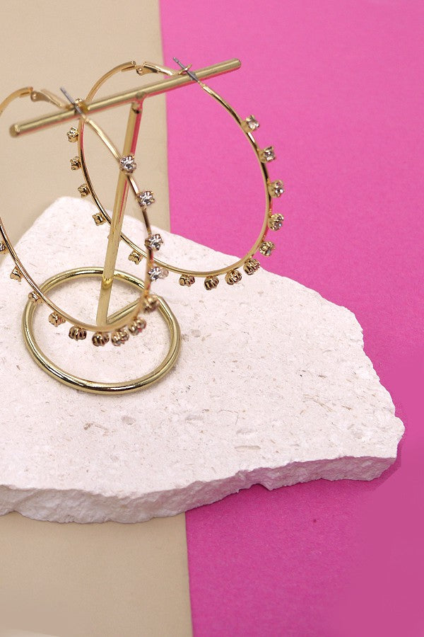 RHINESTONE LARGE HOOP EARRINGS  | 10E3051942