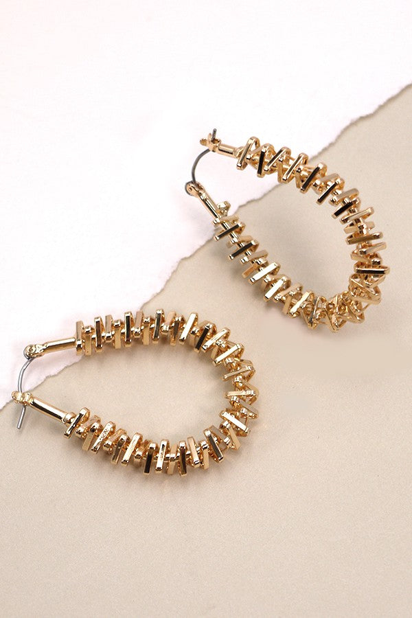 BAGUETTE STYLE GOLD HOOP EARRINGS | 80E1219