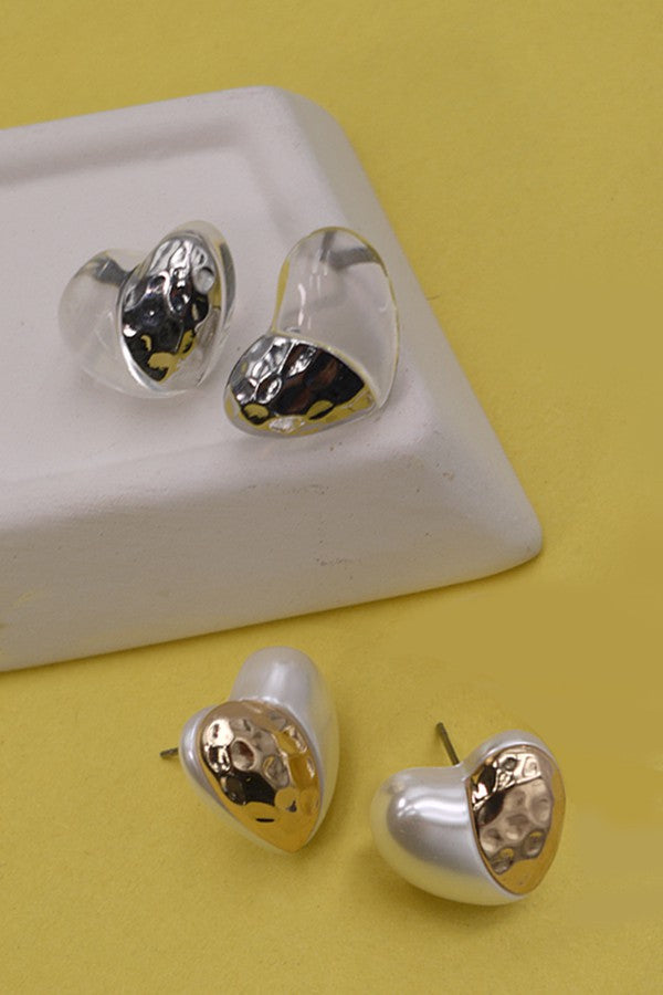 3-D HALF GOLD CLEAR HALF PEARL STUD EARRINGS | 80E1693