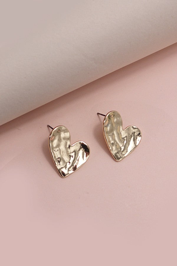 HAMMERED HEART STUD EARRINGS | 80E2811