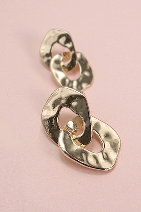 HAMMERED DOUBLE IRREGULAR SHAPE DROP EARRINGS | 80E3037