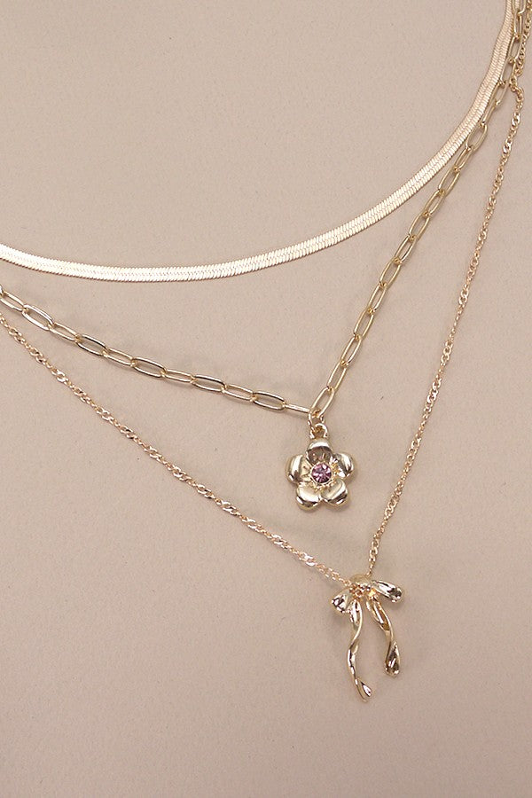 MULTI LAYER FLOWER BOW CHARM NECKLACE | 25N869