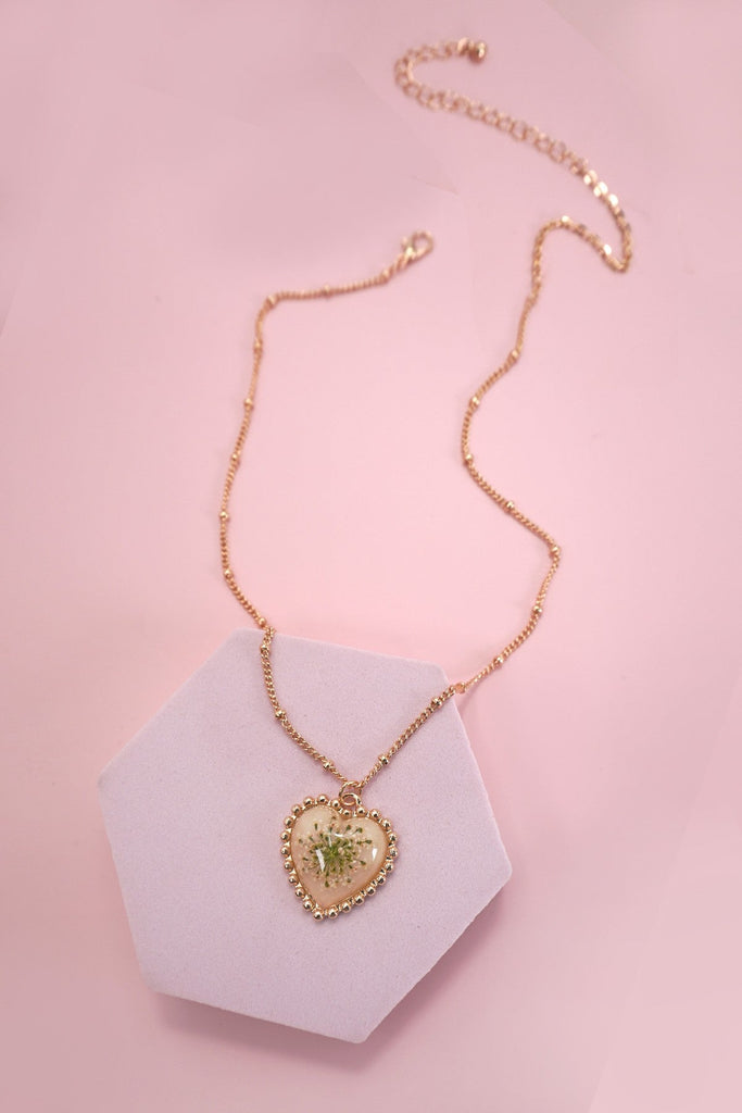 PRESSED FLOWER GOLD HEART NECKLACE | 80N91628
