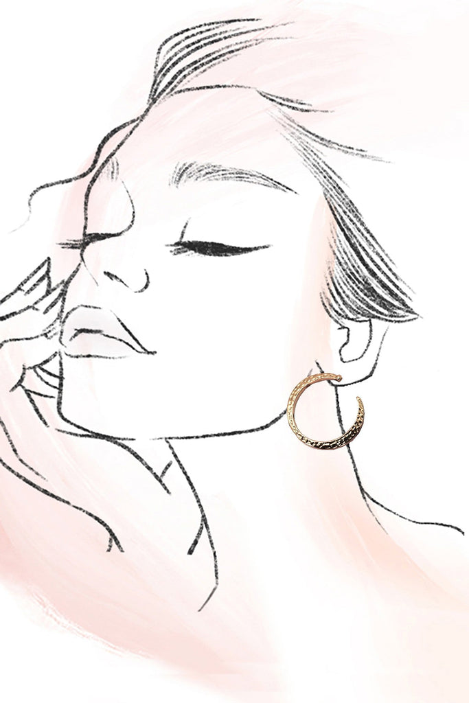 HAMMERED HOOP TITANIUM POST EARRINGS | 31E50216