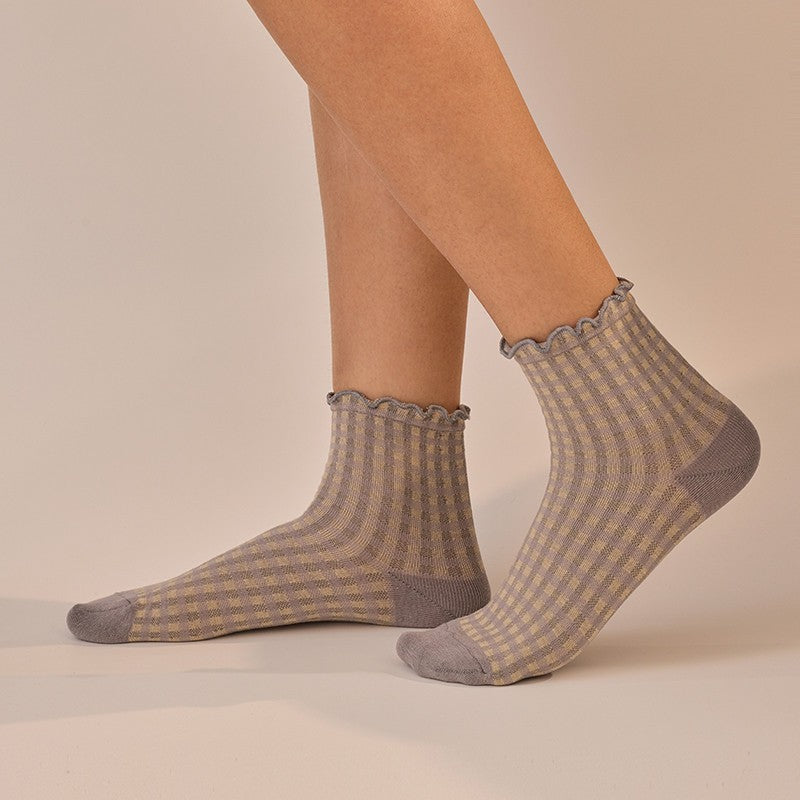 Vintage Gingham Plaid Lettuce Trim Crew Socks | 40S02098