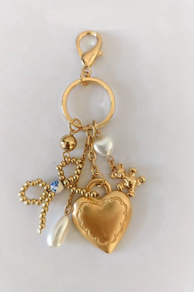 PORCELAIN BOW HEART TEDDY BEAR PEARL BAG CHARM | 80K012