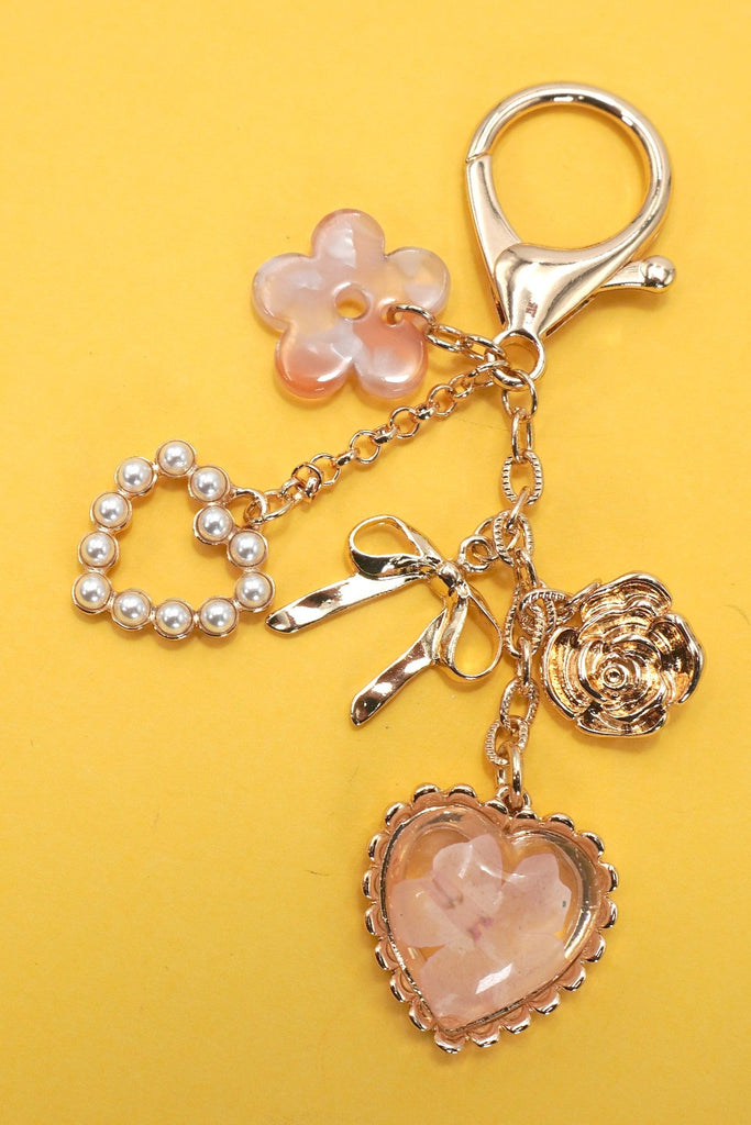 BAG CHARM- PRESSED FLOWER BOW PEARL HEART CHARMS | 80K026