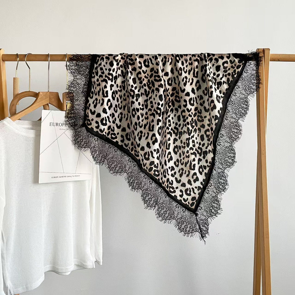 Patterned Silk-Feel Lace Trim Square Scarf | 40SC774
