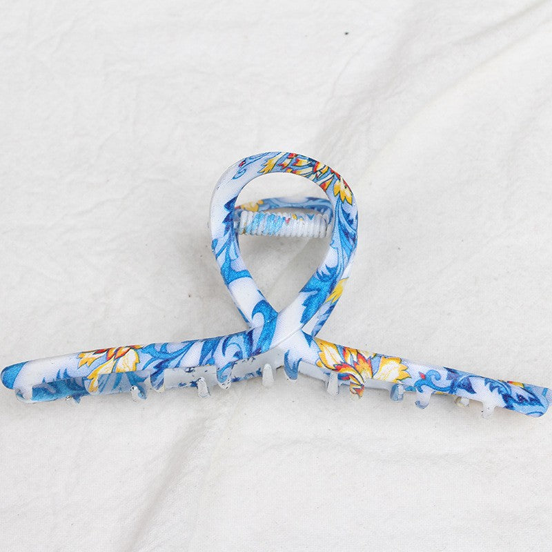 VINTAGE TOILE PATTERN PORCELAIN HAIR CLAW CLIPS | 40H914