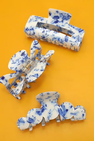 VINTAGE TOILE PATTERN PORCELAIN HAIR CLAW CLIPS | 40H915