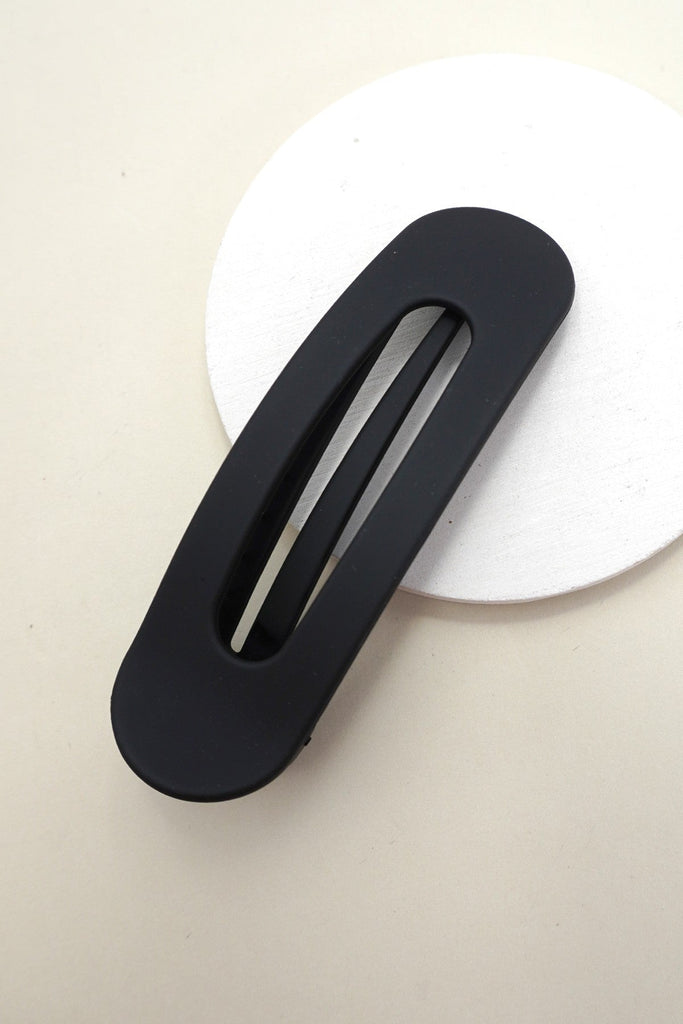 OVAL LAY DOWN FLAT HAIR CLAW CLIPS | 40H916