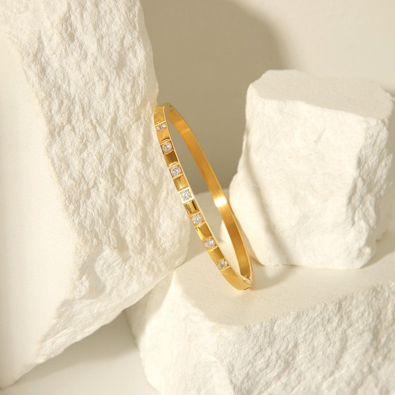 18K STAINLESS STEEL TARNISH FREE RHINESTONE BANGLE | 40B5146