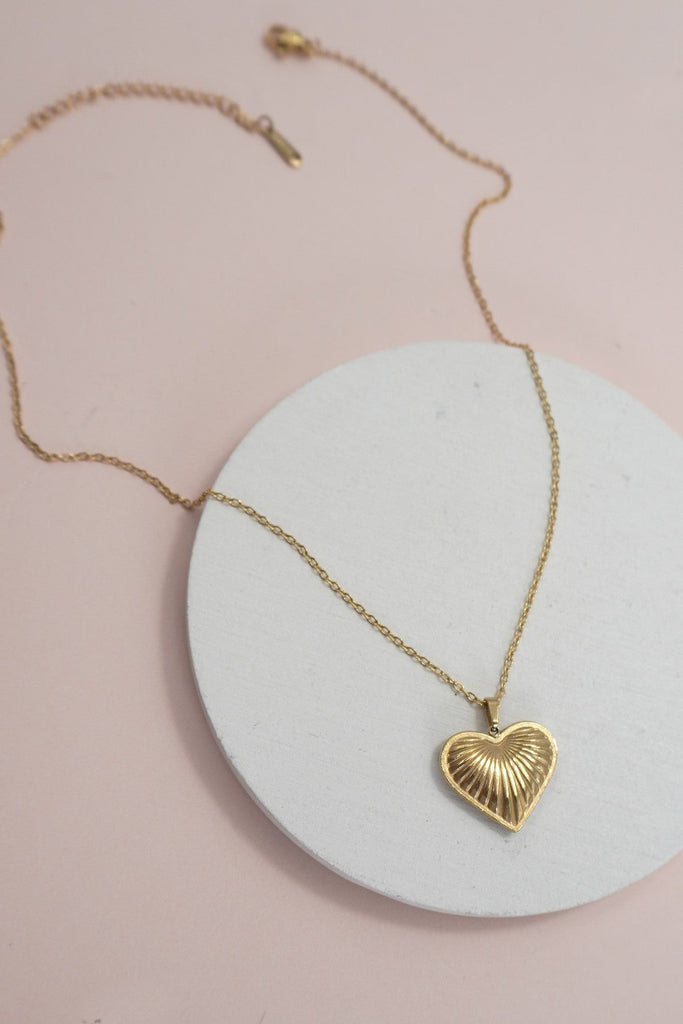 18K STAINLESS STEEL TARNISH FREE HEART NECKLACE | 40NK9449