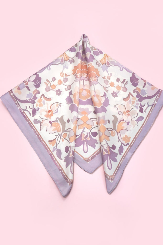 TRADITIONAL PRINT SILKY FEEL BANDANA SCARF | 40SC640