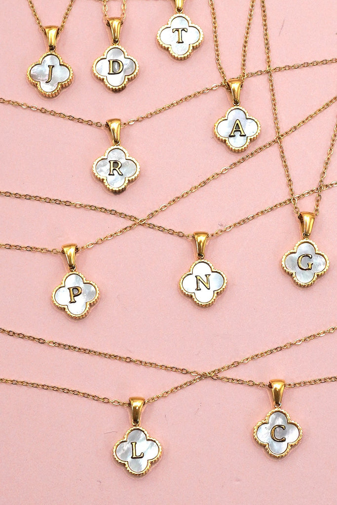 18K STAINLESS STEEL MOP CLOVER INITIAL NECKLACE | 40NK9487
