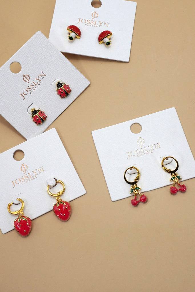 PLAYFUL COTTAGECORE COLLECTION EARRINGS | 40E366