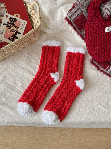 CHRISTMAS  HOLIDAY WARM CORAL FLEECE FUZZY SOCKS | 40S02066