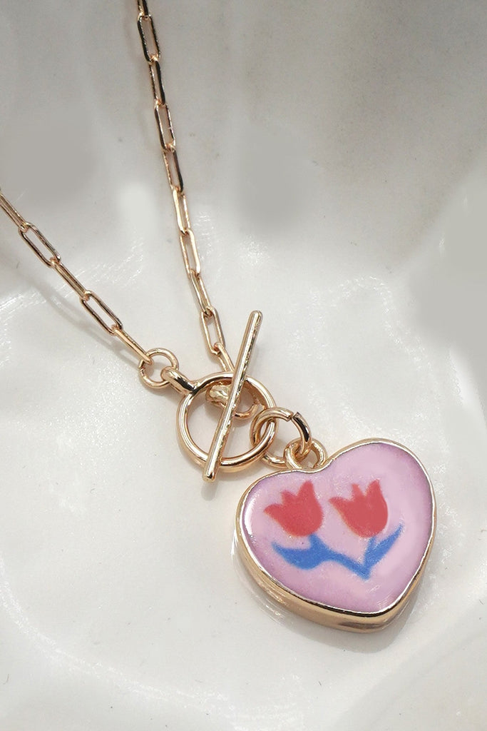 PORCELAIN FLOWER HEART CHARM TOGGLE NECKLACE | 80N91839