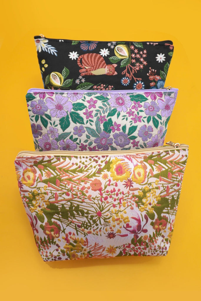 TRAVEL EMBROIDERY FLORAL COSMETIC MAKEUP POUCH | 40P570