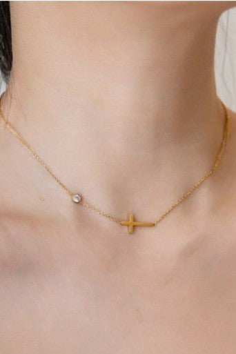 18K STAINLESS STEEL TARNISH FREE CROSS NECKLACE | 40NK9511