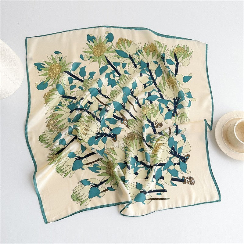 LARGE FLORAL PRINT BANDANA SCARF | 40SC660