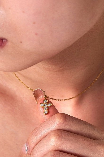 18K STAINLESS STEEL TARNISH FREE CROSS NECKLACE | 40NK9522