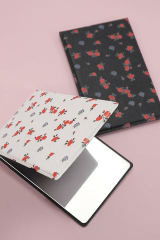 TRAVEL POCKET COMPACT HANDHELD FLOWER MIRROR | 40M102