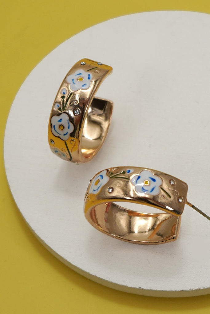 VINTAGE CLOISONNE FLORAL HUGGIE HOOP EARRINGS | 40E396