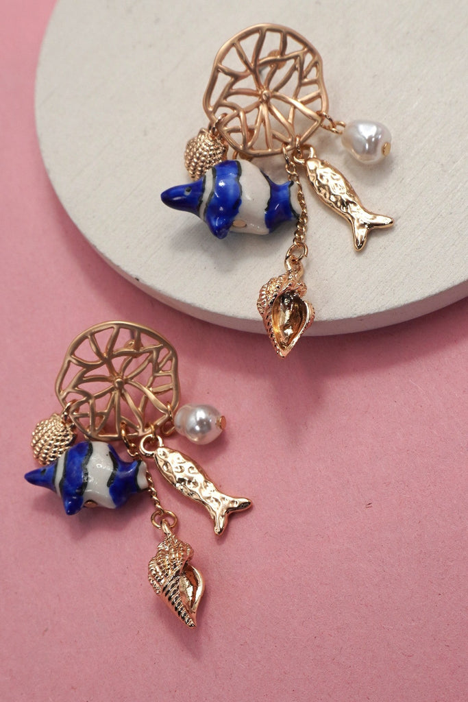 OCEAN CHARM EARRINGS PORCELAIN FISH PEARL | 80E61159