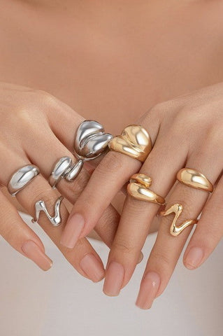 VINTAGE BOHO ABSTRACT SET OF 4 RINGS | 40R127