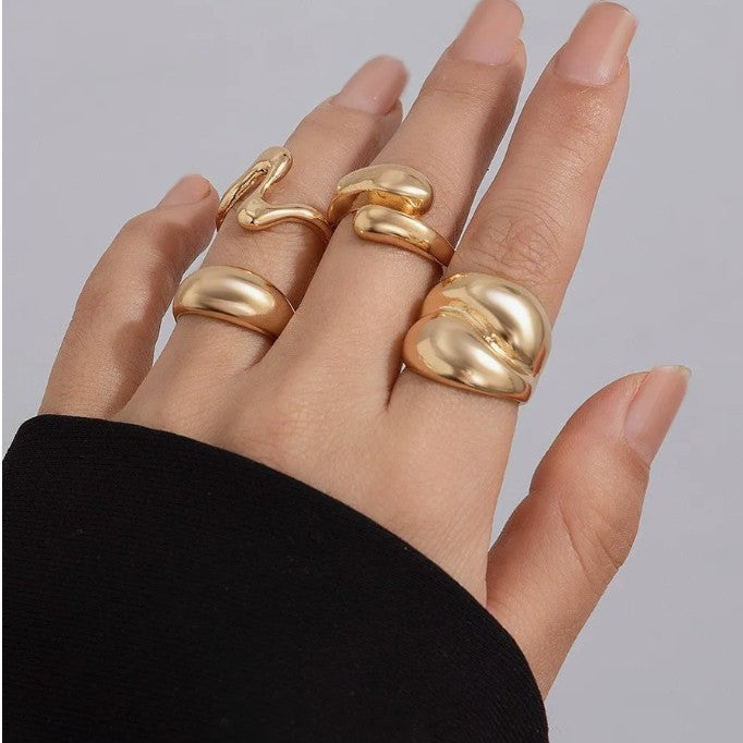 VINTAGE BOHO ABSTRACT SET OF 4 RINGS | 40R127